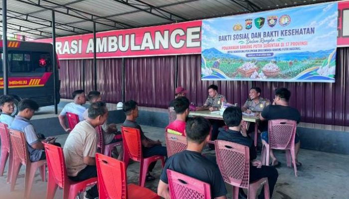 Bukan Sekadar Tanam Bawang Putih, Polri Hadirkan Layanan Kesehatan untuk Warga Mamuju