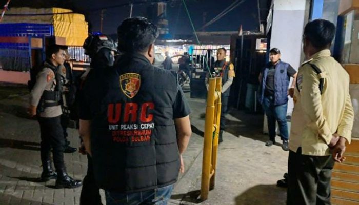 Patroli Malam URC Polda Sulbar Sasar Gudang Bulog, Cegah Ruang Gerak Pelaku Kejahatan