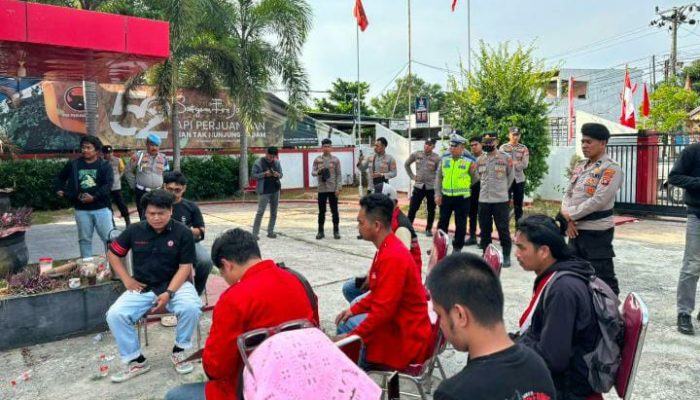 Pengamanan Humanis, Aspirasi Warga di Mamuju Berlangsung Kondusif