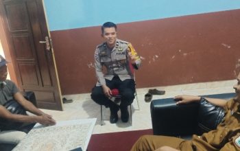 Sengketa Buah Sawit di Lingkungan SMKN 1 Bambalamotu Dimediasi Polisi