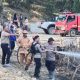 Polres Pasangkayu Gerak Cepat Padamkan Kebakaran Lahan Dekat Sekolah