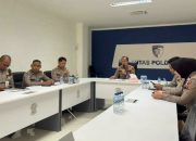Anev Regident Polda Sulbar: Pelayanan BPKB, STNK dan SIM Harus Cepat, Transparan dan Humanis