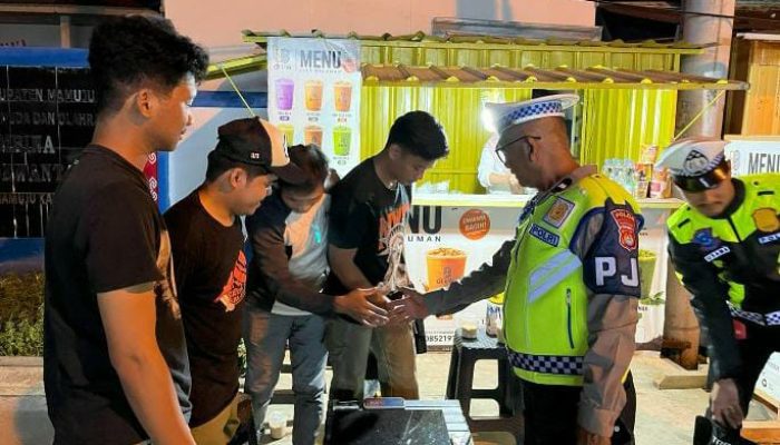 Blue Light Polantas Sulbar, Dekat dengan Warga