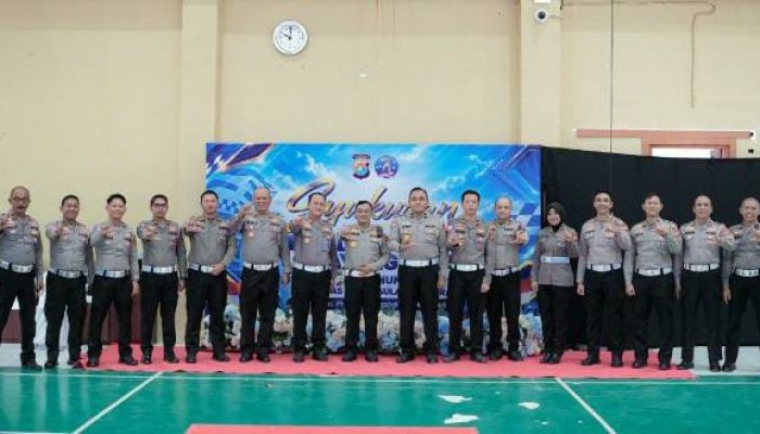 Kapolda Sulbar Titip Senyuman dan Harapan Masyarakat di Pundak Polantas