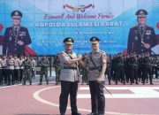 Pataka Siamasei Diserahkan, Irjen Pol Totok Suharyanto Resmi Lanjutkan Estafet Kepemimpinan Polda Sulbar
