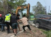 Diduga Mengantuk, Avanza Veloz Terjun ke Lereng di Mamuju, Dua Orang Selamat