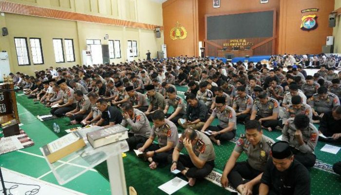 Perkuat Iman, Kapolda Sulbar Tekankan Integritas Personel