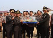Kapolres Pasangkayu Beri Kejutan HUT TNI ke-81, Sinergi TNI-Polri Makin Solid