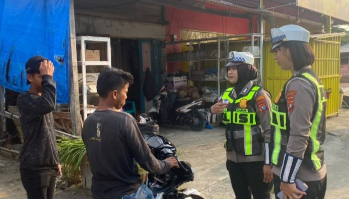 Sat Lantas Pasangkayu Ingatkan Pengendara: Jangan Sepelekan Helm!