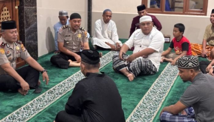 Subuh Keliling di Masjid Jabal Tsur, Polres Pasangkayu Ajak Warga Jaga Kamtibmas