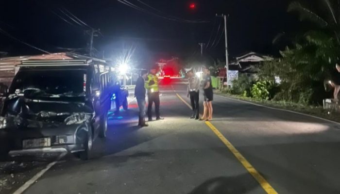 Kecelakaan Beruntun di Trans Sulawesi Lariang, Pejalan Kaki Patah Tulang Paha